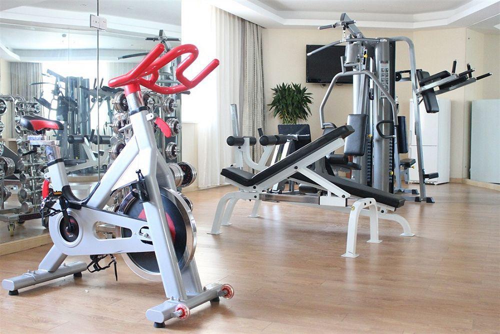 Puxi New Century Hotel Sanghaj Kültér fotó